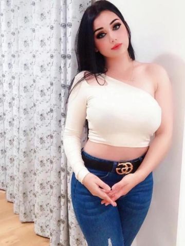 Надежда Красивая Шатенка